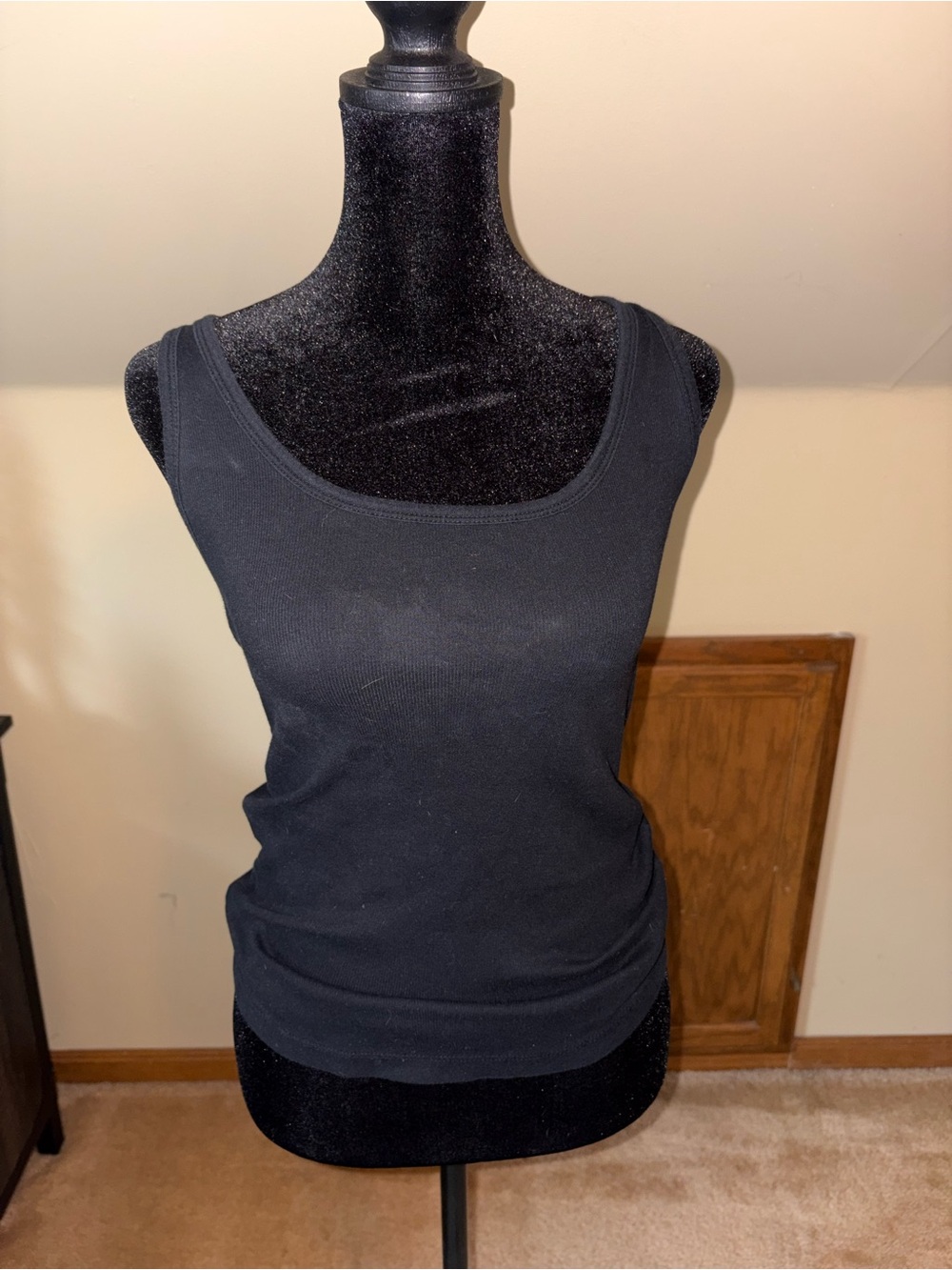 Black Women's Scoop Universal Thread